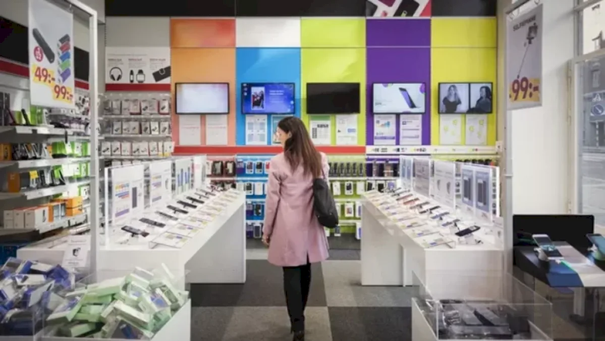 Smartphone-urile intră într-o nouă eră de prețuri. Laurențiu Trandafir, Honor România: În ultimul an, pragurile de preț s-au mutat cu aproximativ 100 de euro în sus
