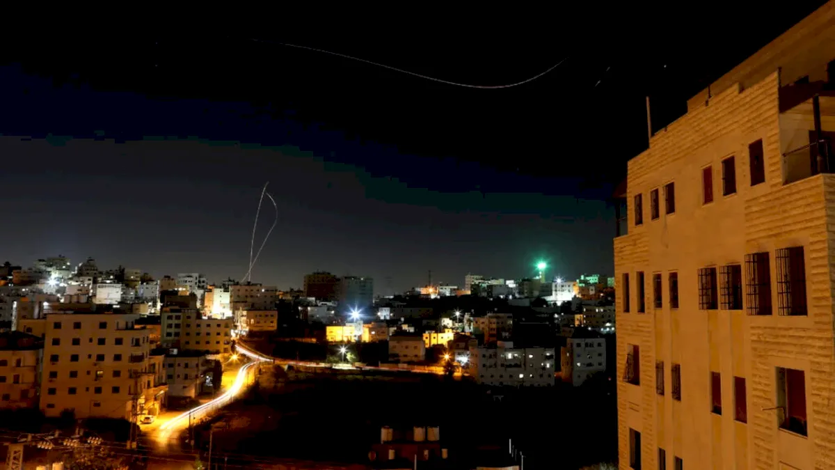 Războiul din Orientul Mijlociu, ziua 38. Atacuri reciproce între Israel și Iran / Axios: SUA, Iranul și mediatorii fac eforturi pentru un armistițiu de 45 de zile