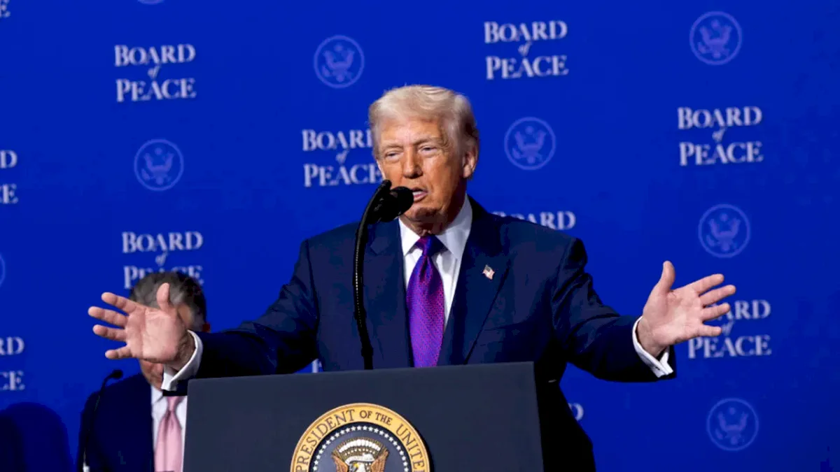 Trump anunță o pauză de două săptămâni în atacurile asupra Iranului. Teheranul confirmă armistițiul. Strâmtoarea Ormuz va fi redeschisă. UPDATE Petrolul scade și acțiunile americane cresc