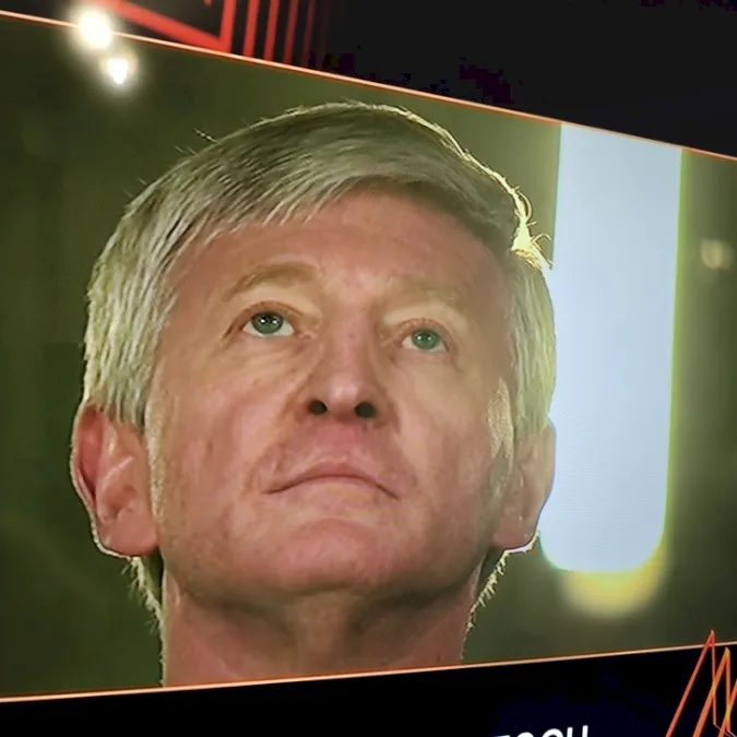 Fotbaliștii de la Șahtior, dărâmați la momentul de reculegere pentru Mircea Lucescu! Cum a fost surprins Rinat Ahmetov. Foto