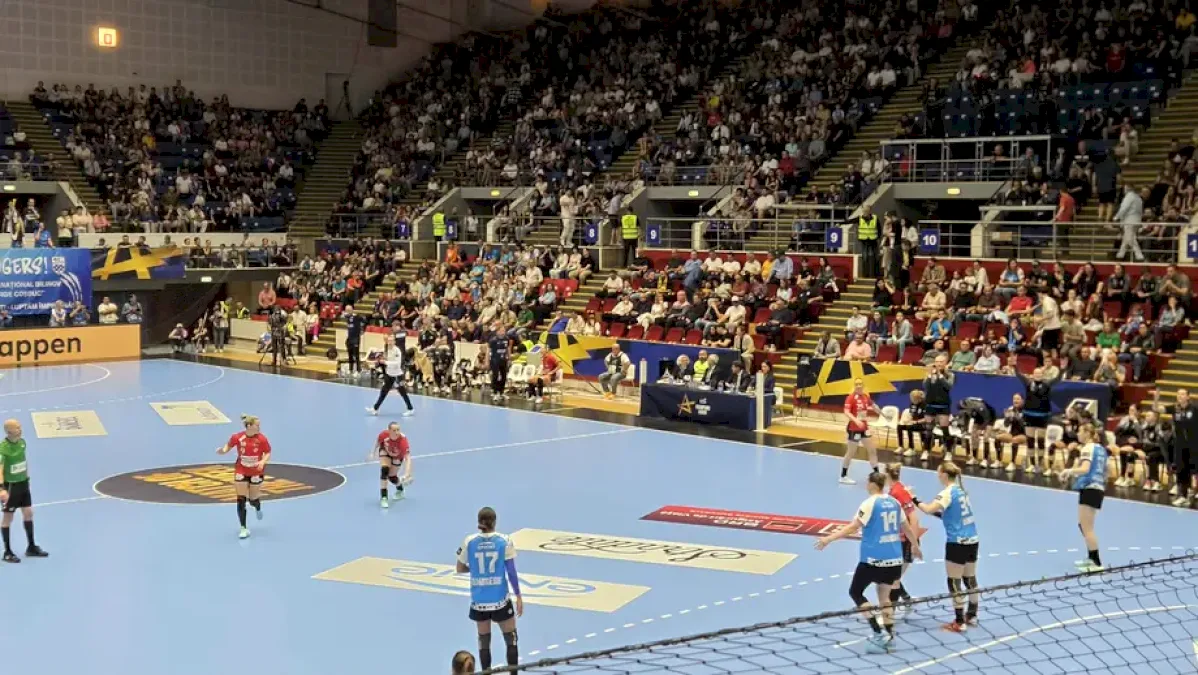 CSM București Esbjerg 37-27, în sferturile EHF Champions League. Tigroaicele s-au calificat în Final-Four-ul de la Budapesta! Seară de vis în Sala Polivalentă! Brest Gloria Bistriţa, de la ora 19:00