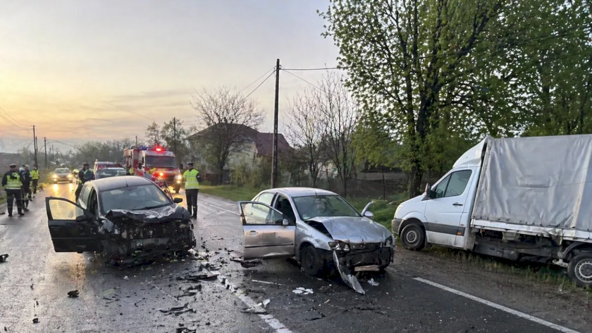 Accident grav la Doicești! O copilă de 7 ani și o tânără de 24 de ani, rănite într-o coliziune în lanț pe DN71