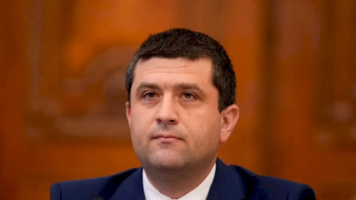 Radu Miruță anunță că a descoperit mii de camioane care transportă mai multă marfă decât prevede legea: Ochii au fost închiși prea tare și selectiv