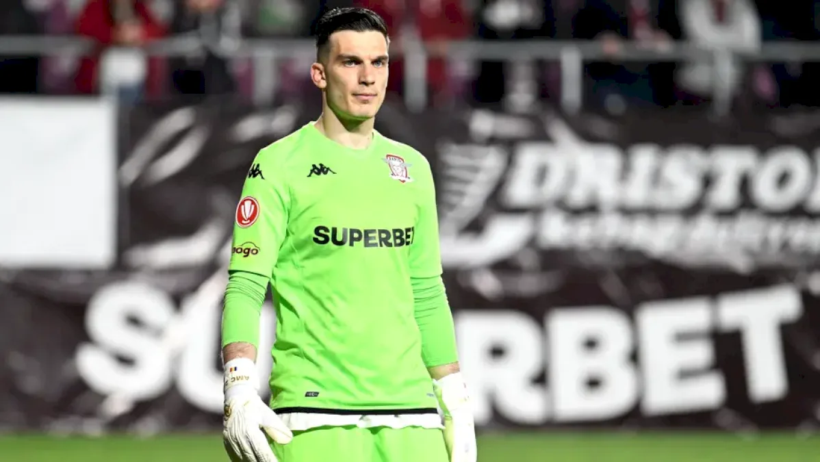 Marian Aioani, resemnat după ce a fost făcut praf pe Giulești în Rapid  CFR Cluj 1-2: Mai bine ridici mâna și lași pe altcineva