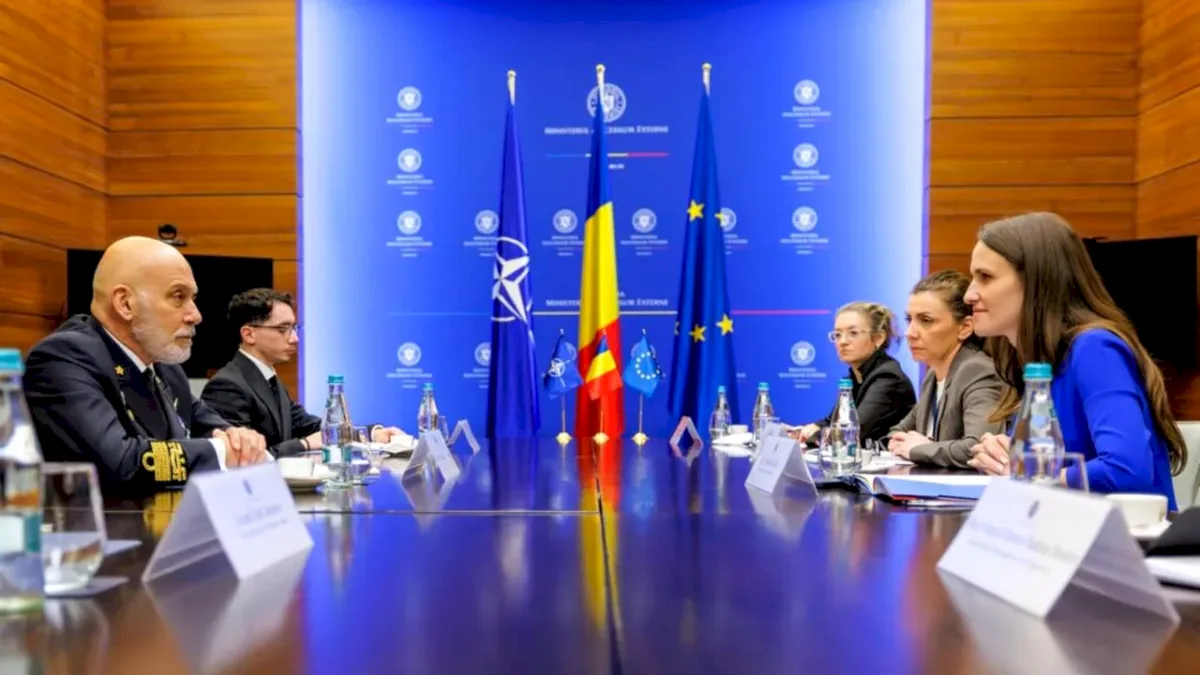 Oana Ţoiu şi şeful Comitetului Militar NATO, discuții la Bucureşti despre securitatea Mării Negre şi ameninţările cu drone