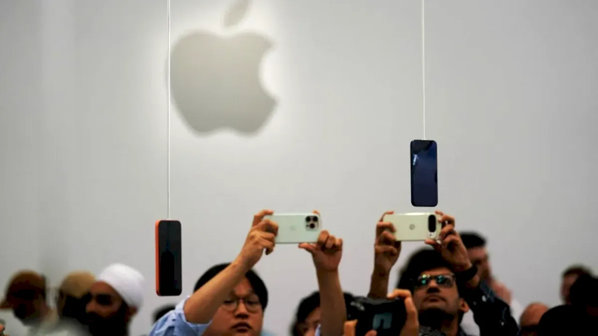 De ce Apple refuză să investească miliarde în inteligența artificială