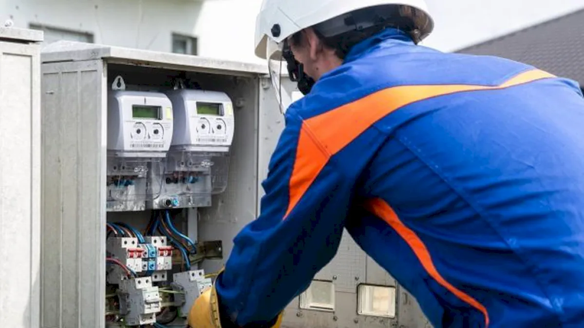 Doar 35% dintre consumatorii de energie din România au montat un contor inteligent. Cel mai bine stă PPC, cel mai prost Electrica, de ce e important
