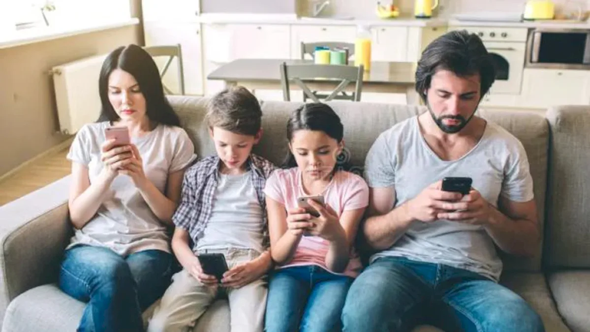 CEO-ul eMAG: Scad vânzările de mobilă, mașini de spălat și frigidere, dar nu și de telefoane cu AI