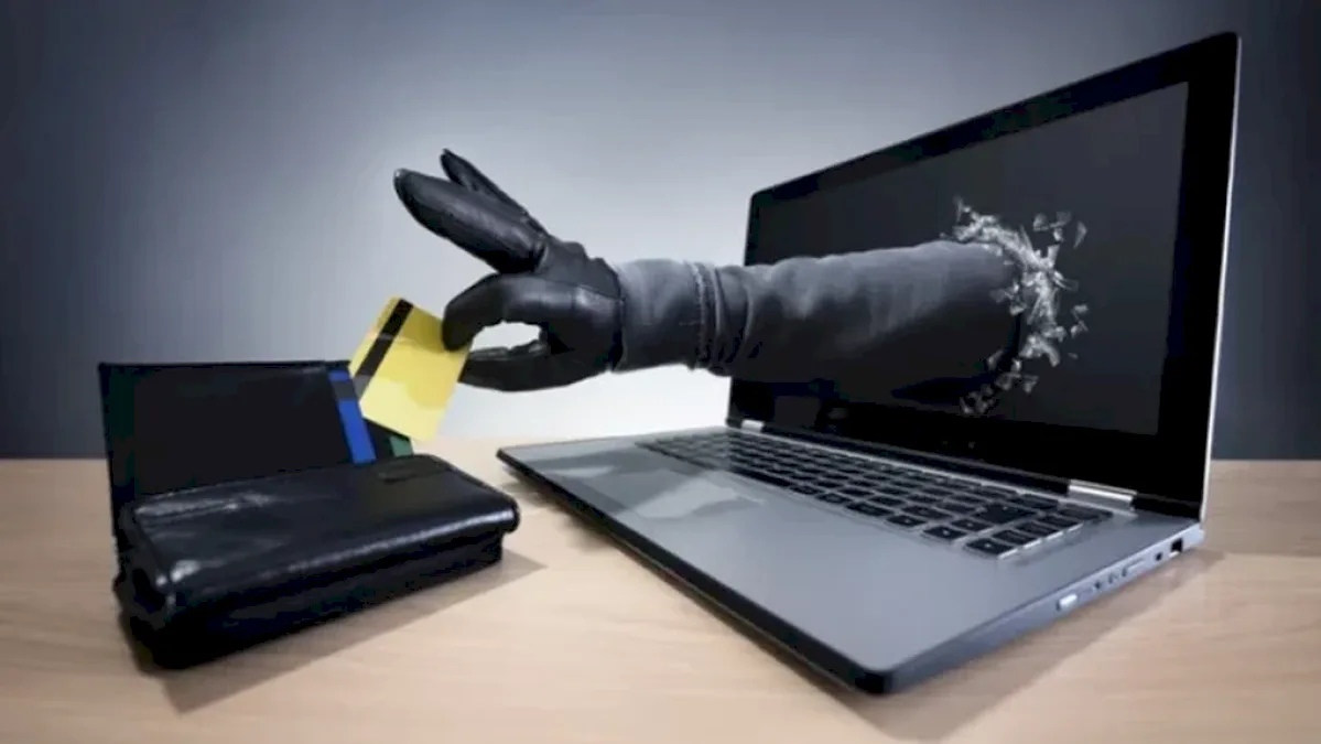 Ce sunt finfluencerii, oamenii care te pot lăsa fără economiile de o viață. Parlamentul European cere  măsuri clare