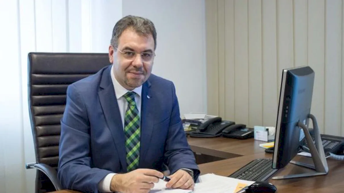Cursul de schimb real și exemplul croissantului, de Leonard Badea