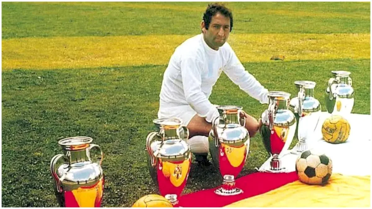 Top 5 fotbaliști cu cele mai multe trofee Champions League / CCE câștigate. Puțini români au auzit de numele de pe primul loc