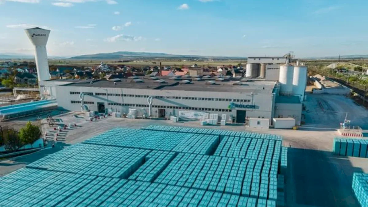 Holcim vinde fabrica din Adjud pentru a achiziționa Xella cu 1,85 mld. euro
