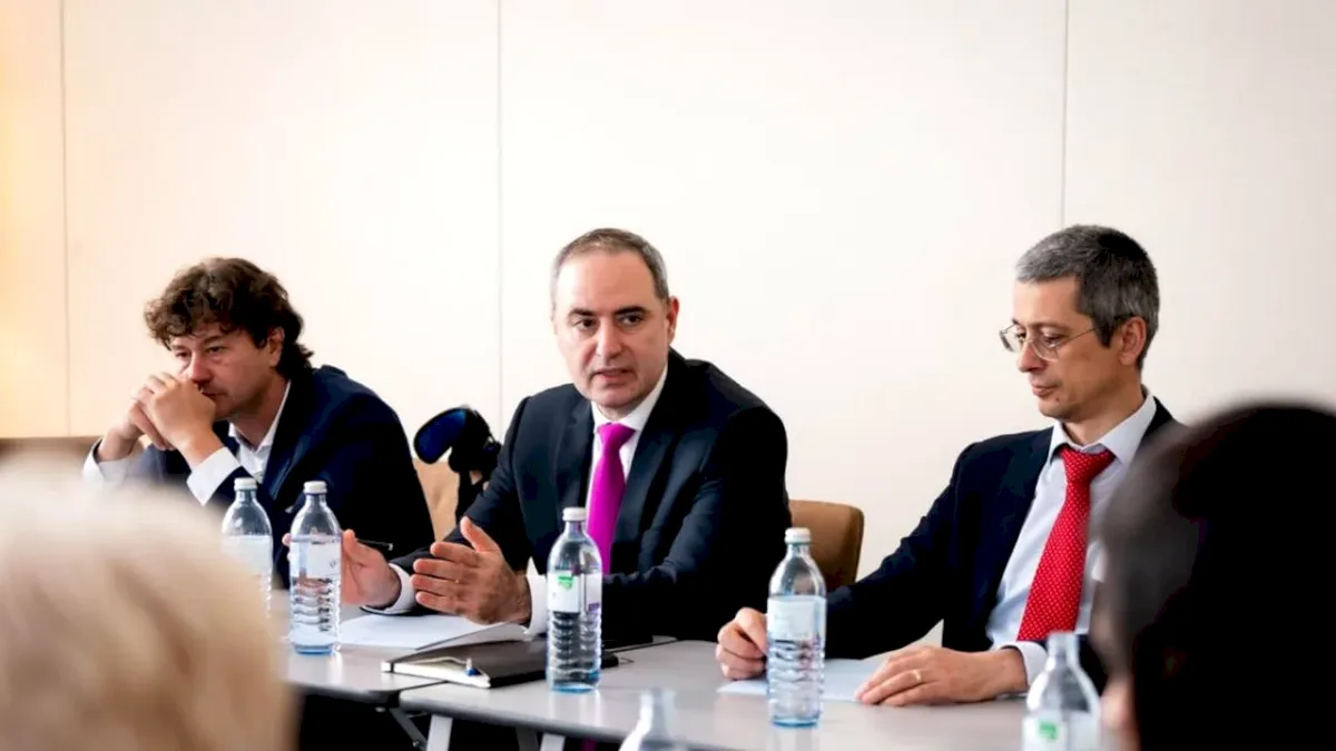 Alexandru Nazare a discutat la Viena despre perspectiva de îmbunătățire a ratingului de țară a României