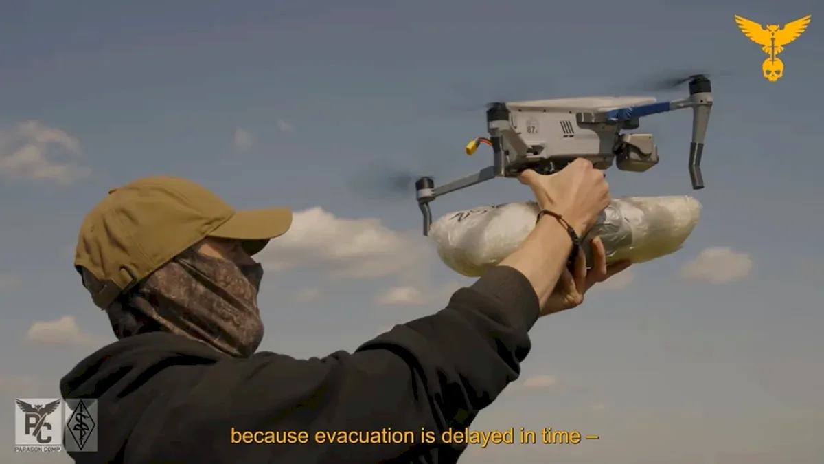 Ucrainenii prezintă drone care livrează ajutoare medicale