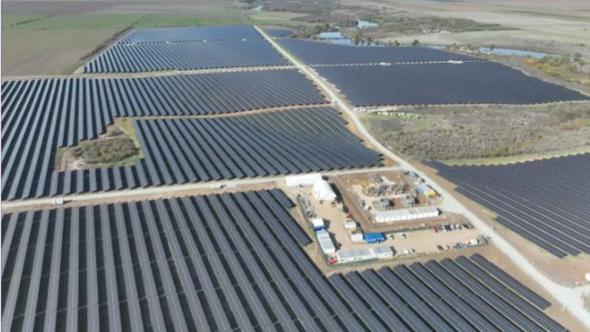 RECORD. S-a legat la rețea cel mai mare parc fotovoltaic din România, 169 MW lângă București. Este al israelienilor de la Nofar