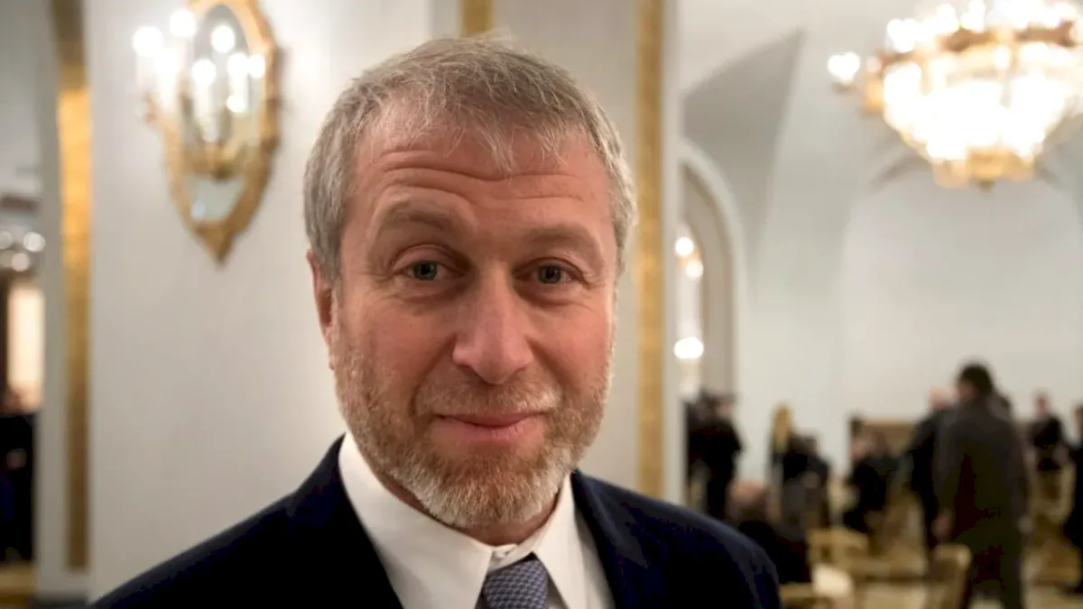 Zelenski a cerut oligarhului Abramovici să evalueze disponibilitatea lui Putin pentru negocieri