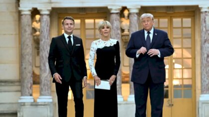Trump laudă pe Macron în timpul cinei la Versailles