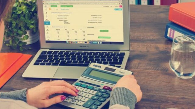 Schimbări fiscale de la 1 iulie: salariul minim crește, punctul-amendă se majorează