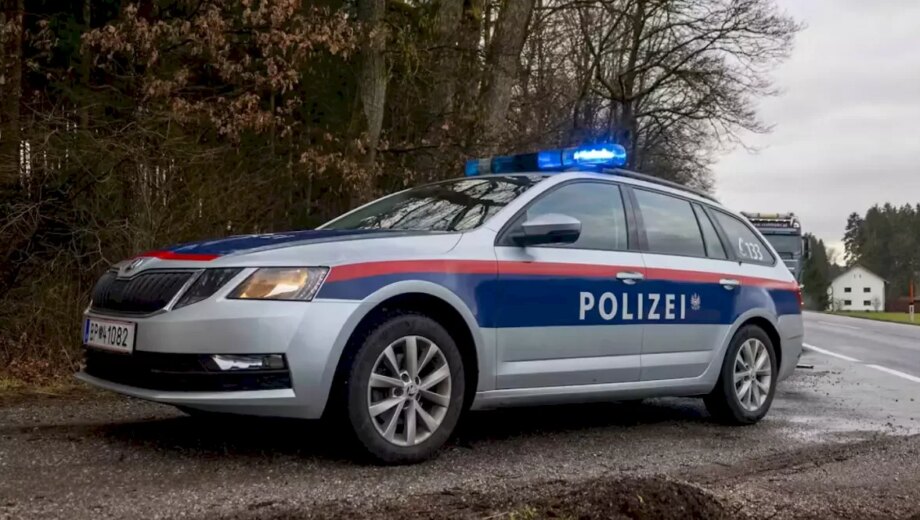 Poliția din Graz a confiscat mașina unui șofer român care circula cu 123 km/h în centru