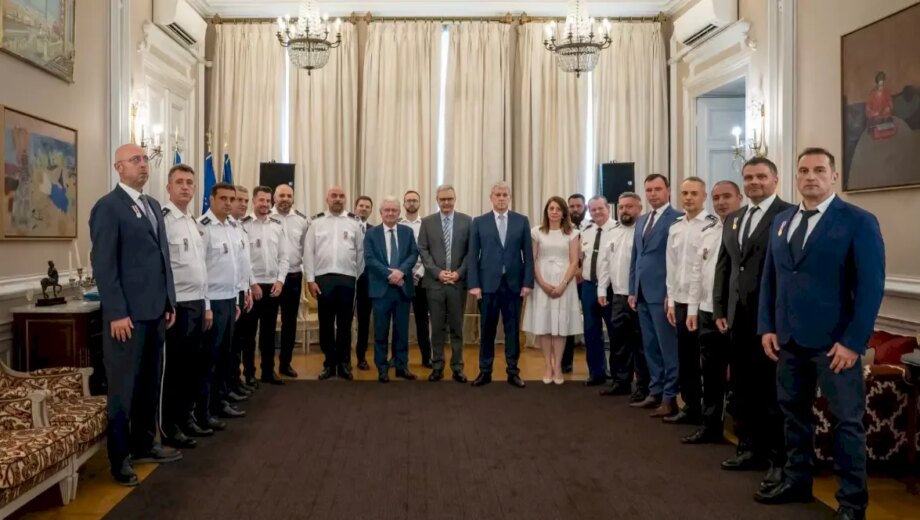Polițiști români, recunoscuți de Franța pentru contribuția la capturarea lui Mohamed Amra