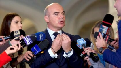 Rareș Bogdan, înlocuit din funcția de șef al Delegației României din Grupul PPE