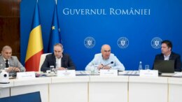 Peste 33.000 de posturi de la stat au dispărut în mandatul lui Ilie Bolojan