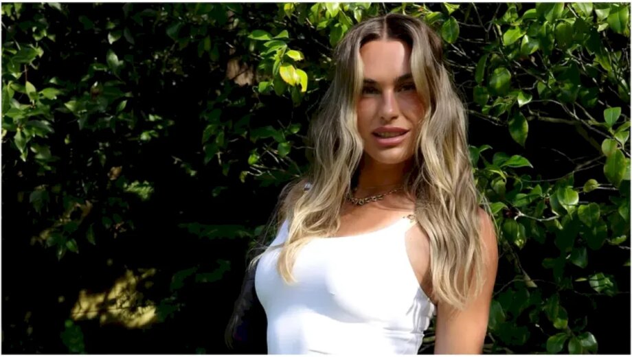 Aryna Sabalenka petrece timp pe insula milionarilor fără a se interesa de bani