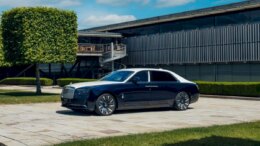 Rolls-Royce Ghost Savile Row și secretele broderiei din istoria mărcii