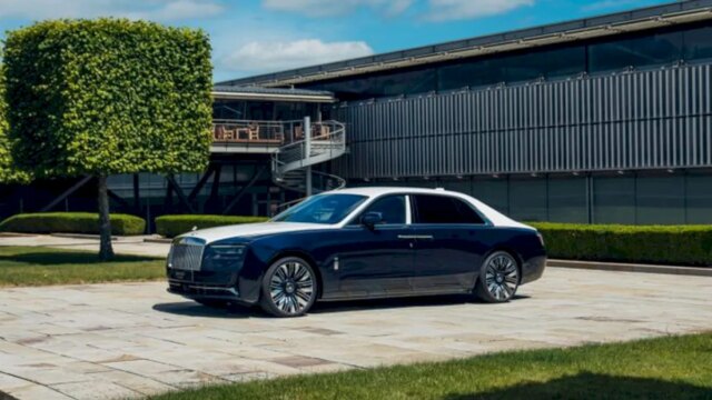 Rolls-Royce Ghost Savile Row și secretele broderiei din istoria mărcii