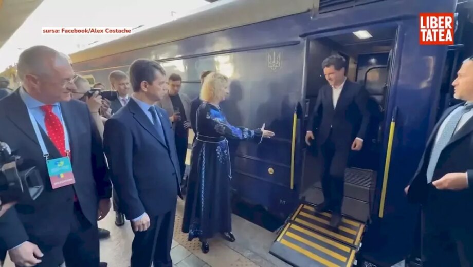 Nicușor Dan a sosit cu trenul la Kiev pentru Summitul Ucraina Europa de Sud-Est